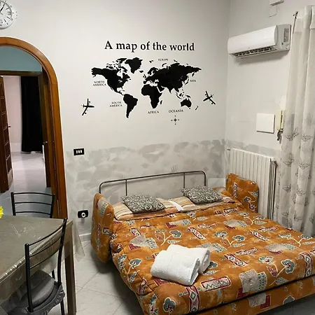 House アパート *